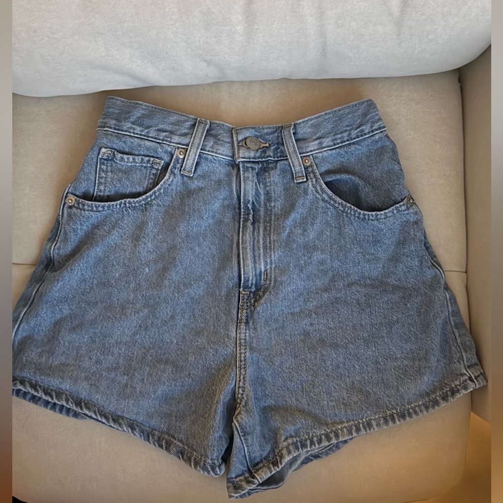 Levi’s High Waisted Mom Light Wash Jean Shorts